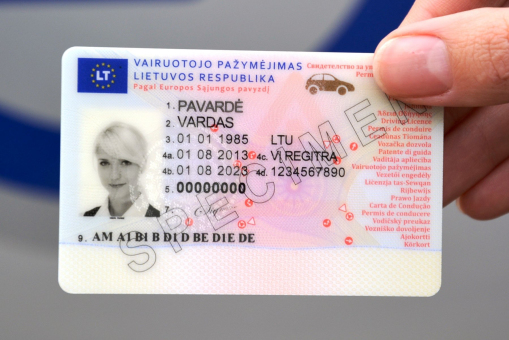 naujojo pavyzdzio vairuotojo pazymejimas 2017